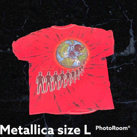 Size large metallica shirt from fadhion nova worn regular use - Picture 2 of 2